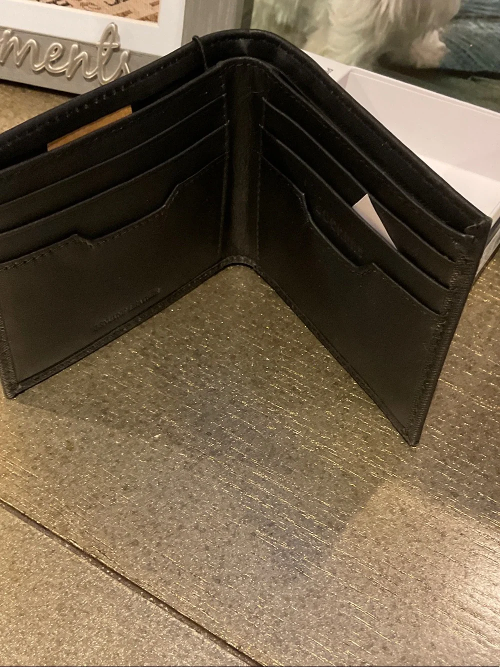 Dockers Black Leather Bifold Wallet with Textured Finish